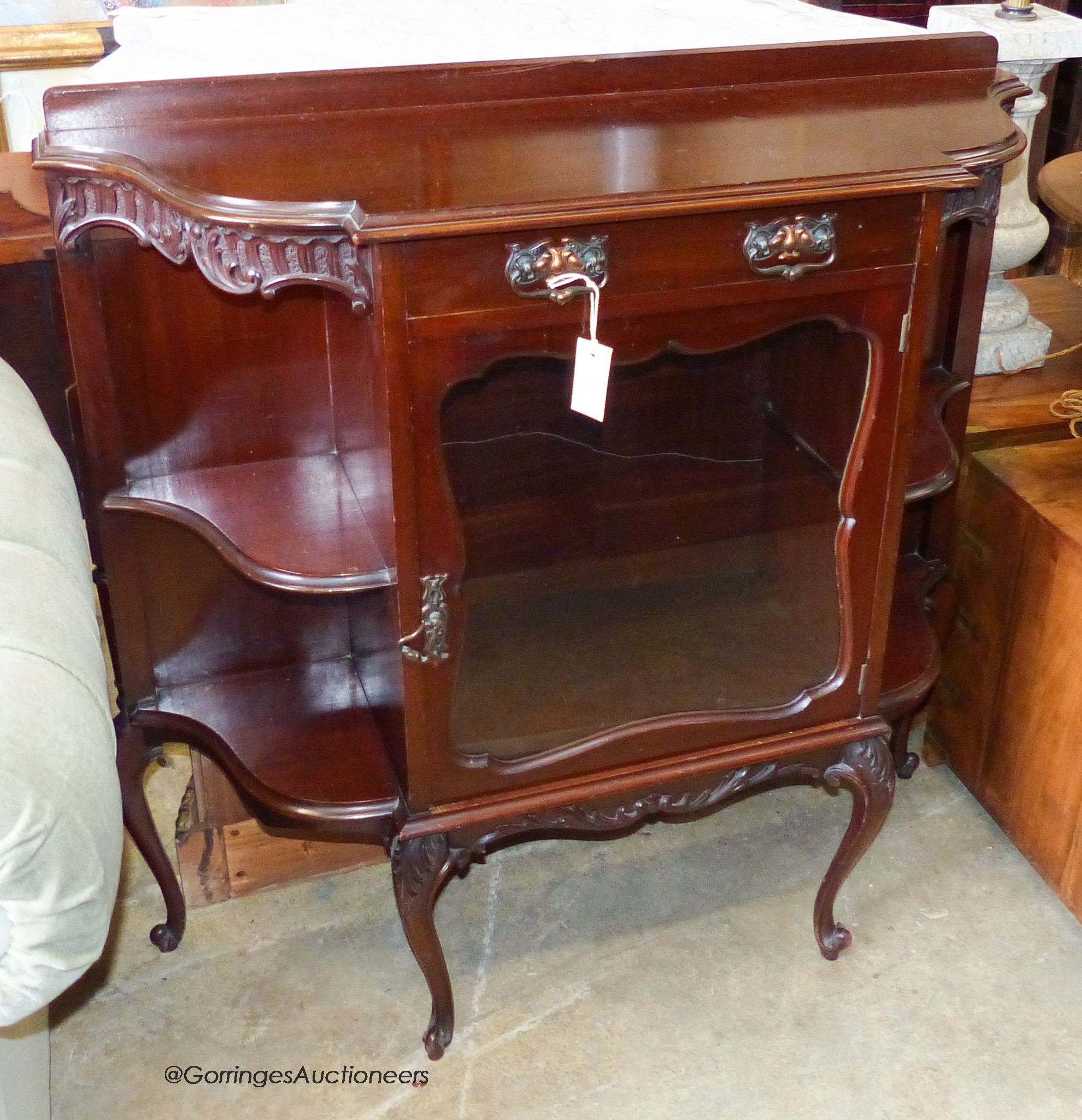 A late Victorian mahogany display cabinet. W-104, D-35, H-104cm.